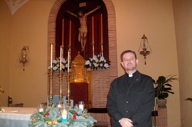Emilio J. Montes, parroco del Santo Cristo (Copiar)