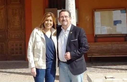 Luis Díaz Cacho con Susana Díaz