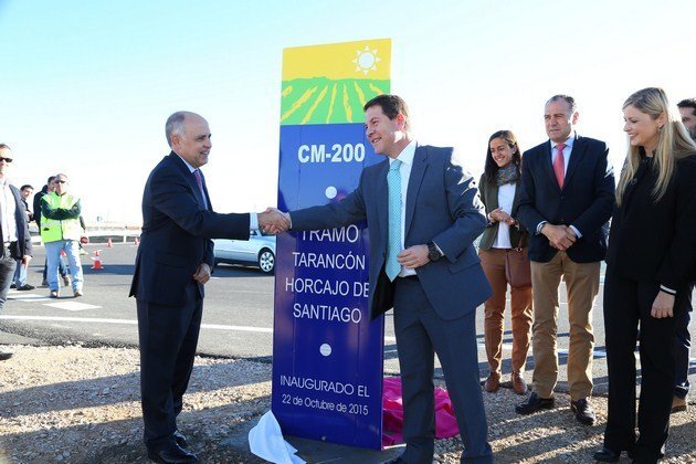 El presidente García-Page inaugura un nuevo tramo de la carretera CM-200 (Copiar)