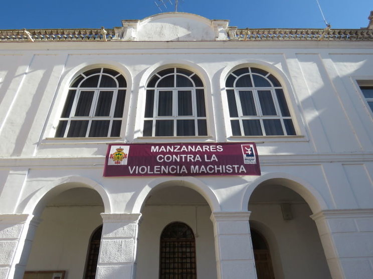 Fachada Ayuntamiento de Manzanares