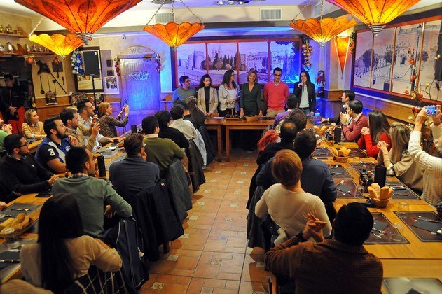 PP-CLM (Fotografía) Cospedal acto PP con jóvenes en Illescas - 041215 (2) (Copiar)