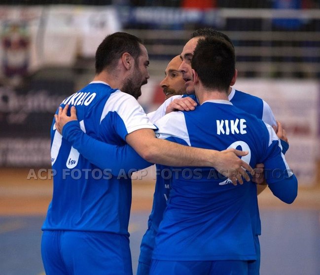Los jugadores de F.S. Valdepeñas celebrando un gol. Foto: Aurelio Calatrava - ACP