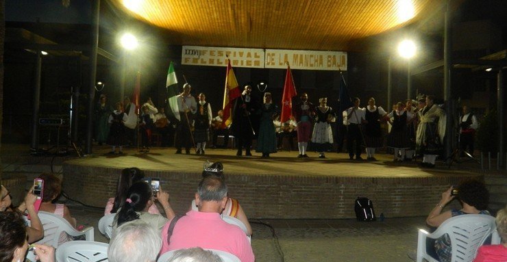 Comienza Festival Folklórico Mancha Baja (Copiar)