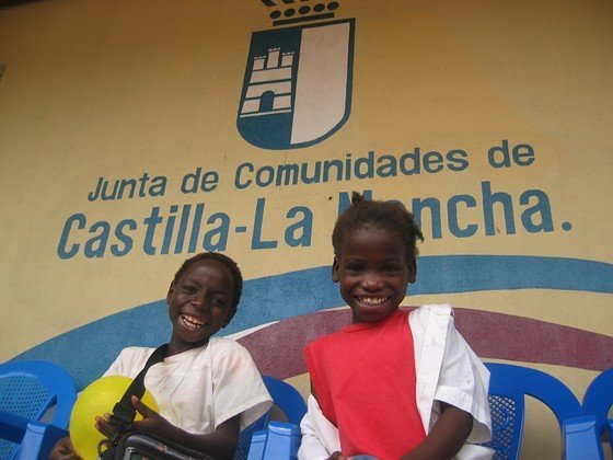 Escuela en Angola (Copiar)