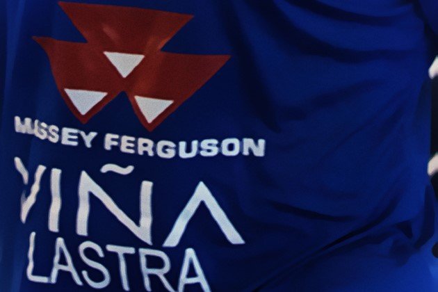 Massey Ferguson y Bodegas Fernando Castro FS Valdepeñas (Copiar)