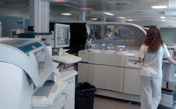 Equipamiento mejorado Laboratorio Hospital de Valdepeñas (Copiar)
