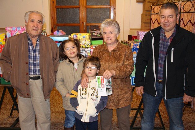 Campaña cajas iglesia evangélica_advaldepenas