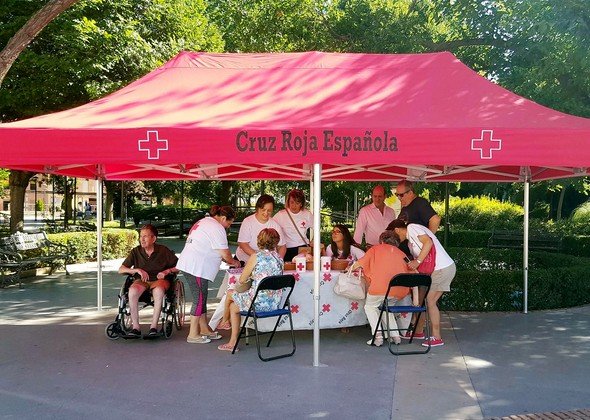 Carpa habilitada en el Jardín Municipal (Copiar)
