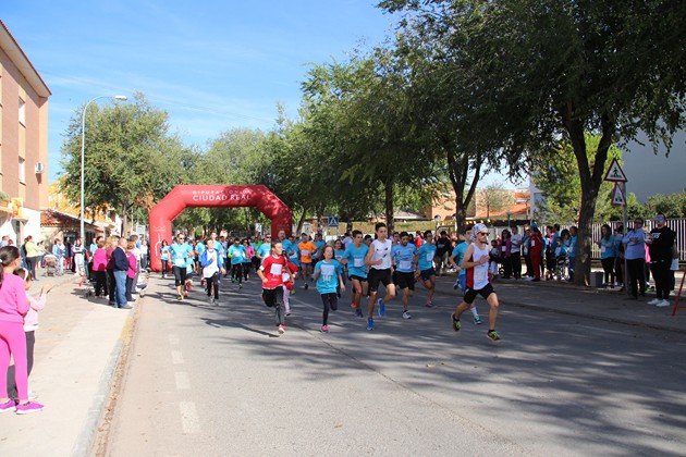 Carrera solidaria del IES Modesto Navarro Carrera solidaria del IES Modesto Navarro