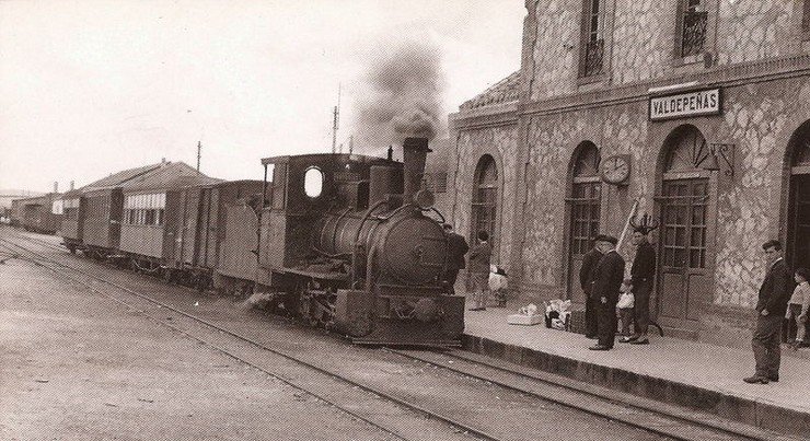 FERROCARRIL VALDEPEÑAS (Copiar)