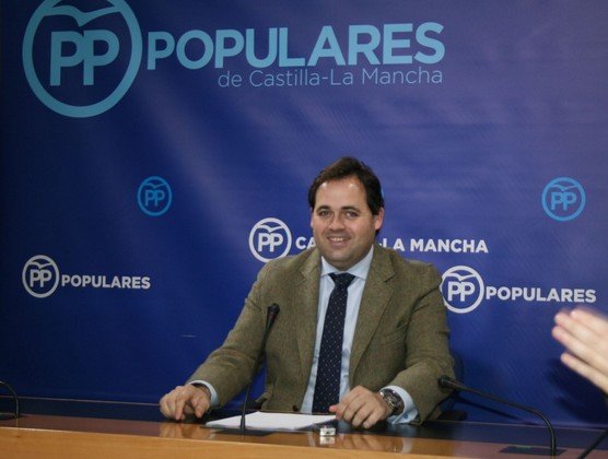 Núñez en rueda de prensa Núñez en rueda de prensa