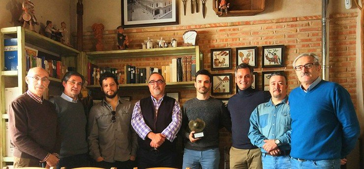 En la foto Hugo de la Riva (cuarto por la derecha) En la foto Hugo de la Riva (cuarto por la derecha)