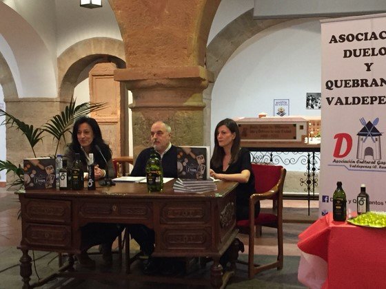 Duelos y Quebrantos presentan "En un lugar de la cocina" en Infantes Duelos y Quebrantos presentan "En un lugar de la cocina" en Infantes