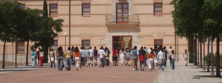 BIENVENIDA DEL RECTOR