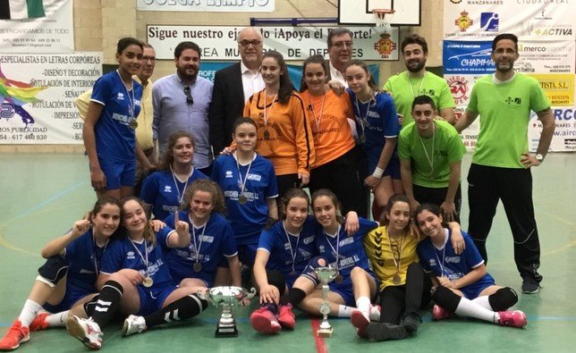 Final sector de infantil femenino balonmano de Manzanares