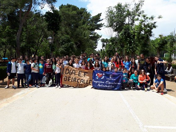 Día de la Educación Física en la calle del IES Gregorio Prieto de Valdepeñas Día de la Educación Física en la calle del IES Gregorio Prieto de Valdepeñas