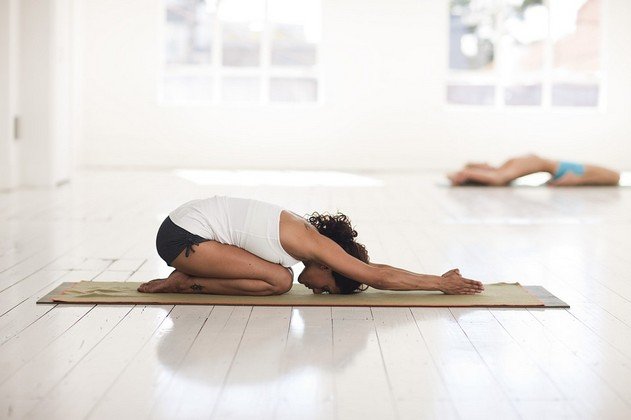 yoga-2959214_960_720 (Copiar)