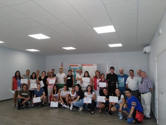 Entrega diplomas cursos formación Cruz Roja Valdepeñas Entrega diplomas cursos formación Cruz Roja Valdepeñas