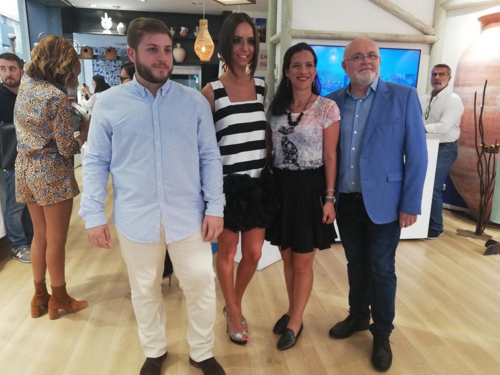Nueva colección Lola Muñoz Nueva colección Lola Muñoz