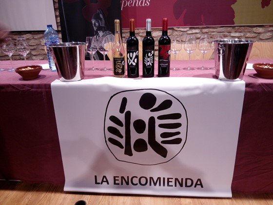 La Encomienda presentó sus vinos en cata cerrada de los Jóvenes Amigos del Vino de Valdepeñas La Encomienda presentó sus vinos en cata cerrada de los Jóvenes Amigos del Vino de Valdepeñas