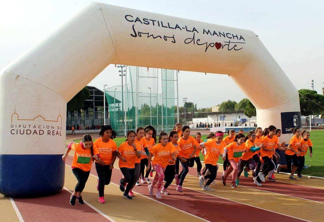 Quixote Maraton carrera escolar salida Quixote Maraton carrera escolar salida