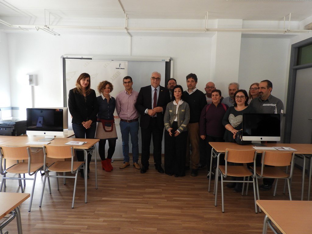 Inauguración aula IES Azuer