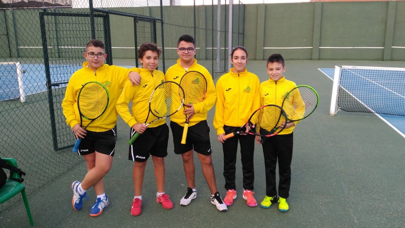Equipo infantil Valdepeñas ante Manzanares Equipo infantil Valdepeñas ante Manzanares