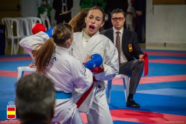 Nidia García compitiendo en Ponferrada. Subcampeona de España Nidia García compitiendo en Ponferrada. Subcampeona de España