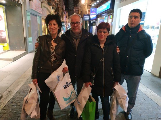 GANADORAS VALDEPEÑAS TE REGALA NAVIDAD (Copiar)