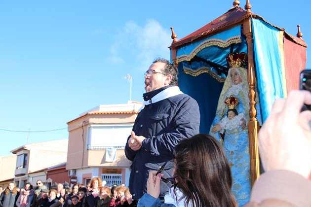 V-Peñarroya Vivas del alcalde al cerrar el cochecillo (Copiar)