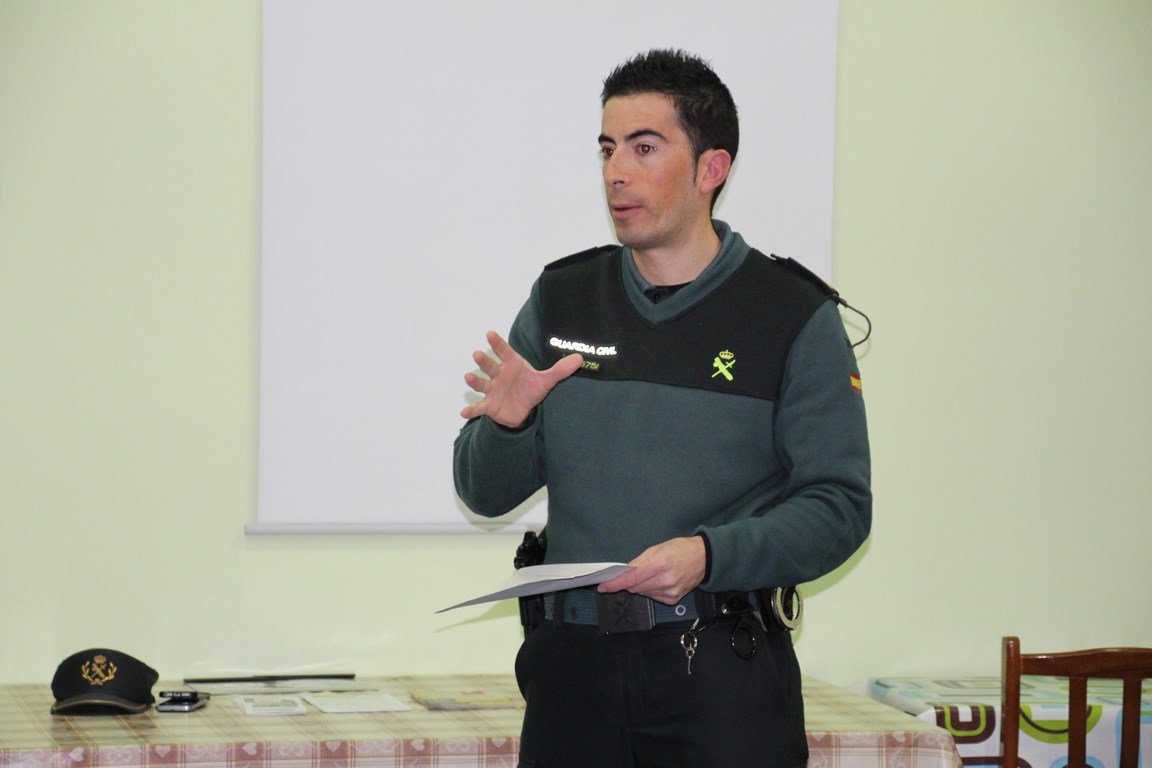 A Mujeres Guardia Civil