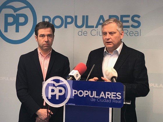Robisco y Cañizares en rueda de prensa
