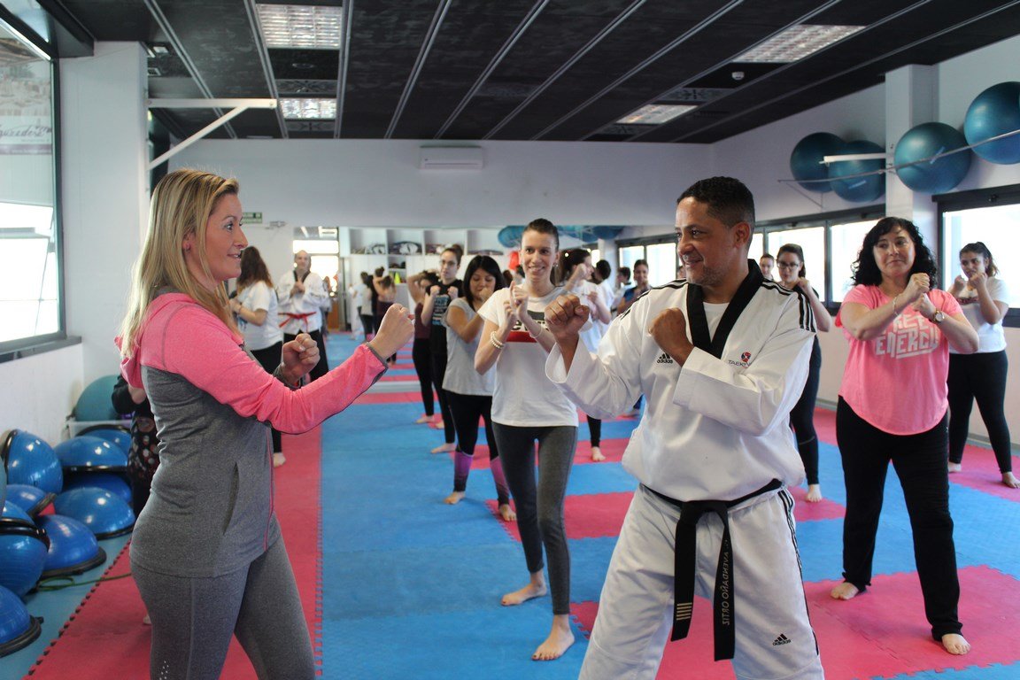 TALLER DEFENSA PERSONAL
