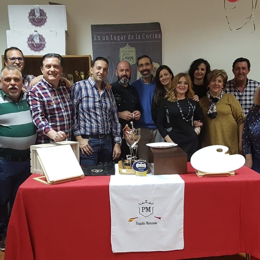 Duelos y Quebrantos celebró su I Curso de corte de jamón
