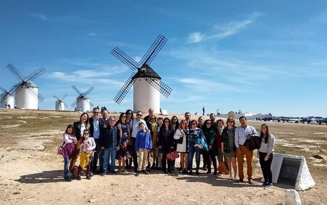Duelos y Quebrantos presentan su libro "En un lugar de la cocina" en Campo de Criptana