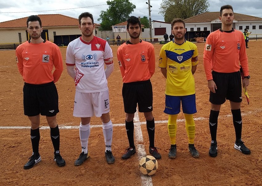 Trio arbitral y capitanes
