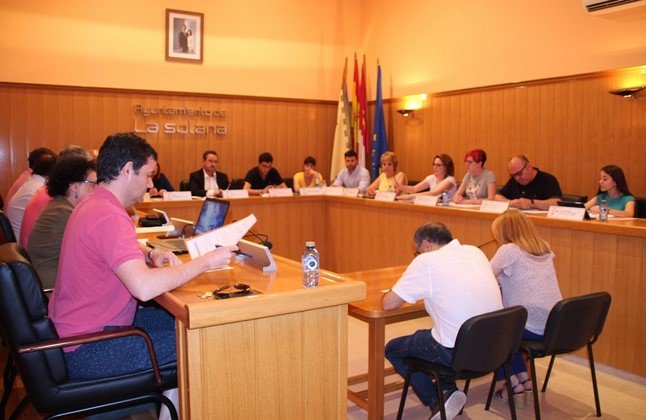 Pleno extraordinario de la nueva Corporación en La Solana Pleno extraordinario de la nueva Corporación en La Solana