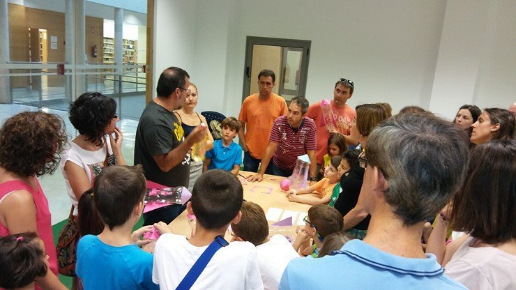 Ciencia con Jorge Onsulve y GavaLab en Valdepeñas Ciencia con Jorge Onsulve y GavaLab en Valdepeñas