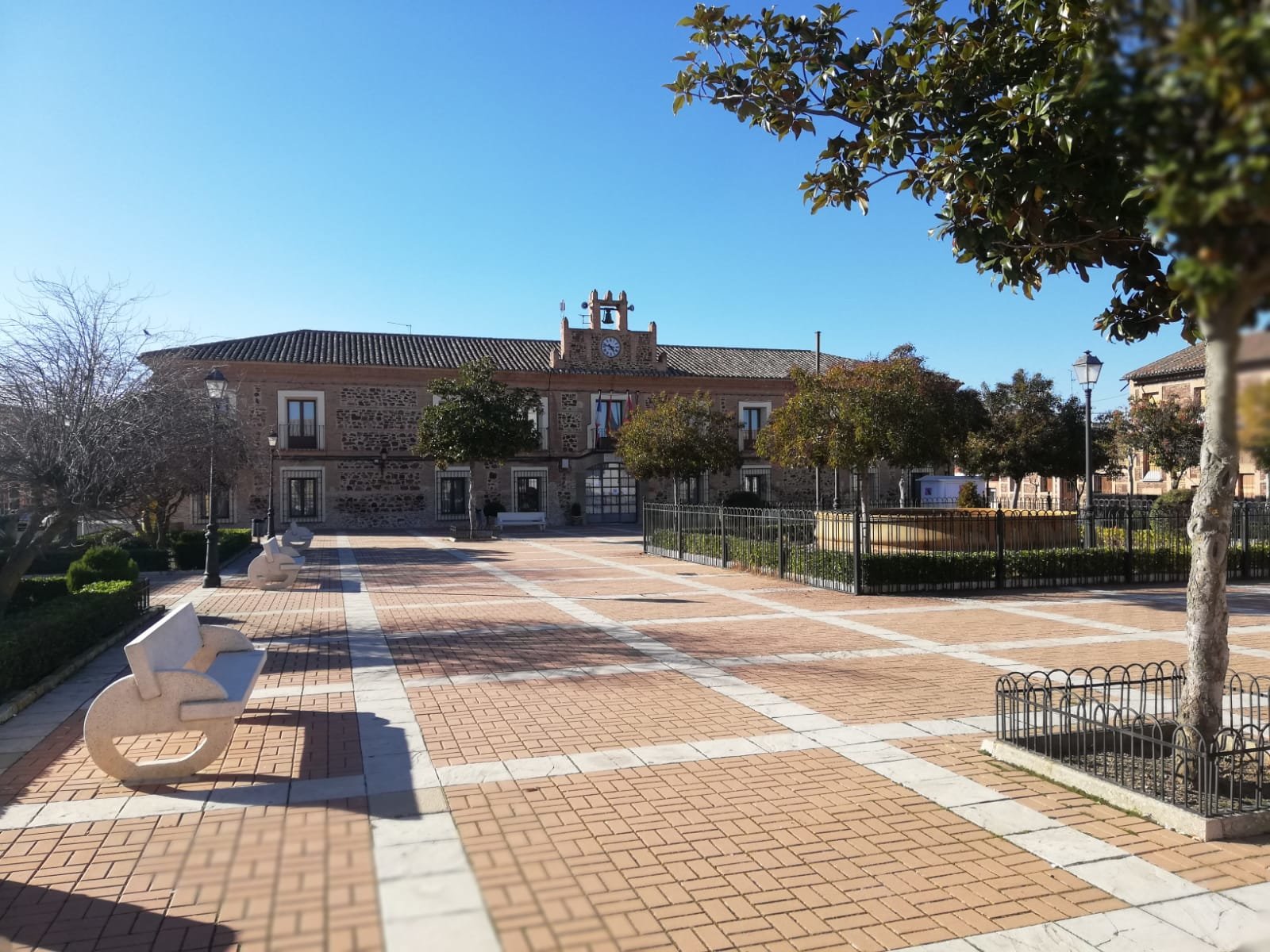 Imagen del Ayuntamiento de Almuradiel enviada por el PSOE Imagen del Ayuntamiento de Almuradiel enviada por el PSOE
