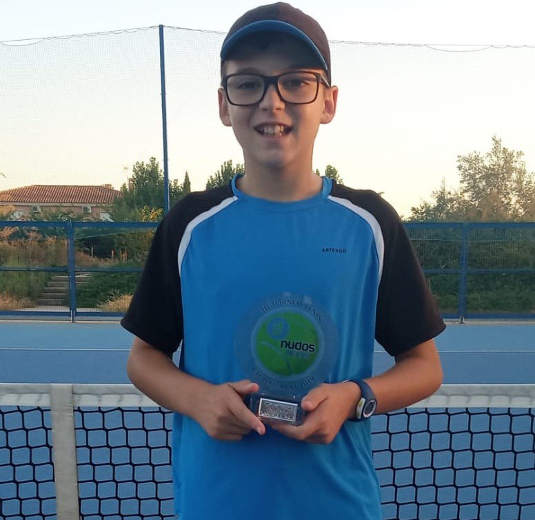 Raúl Quintana en el Torneo Nudos de Tenis Raúl Quintana en el Torneo Nudos de Tenis