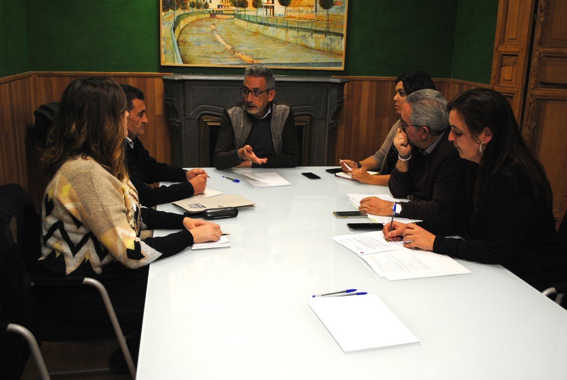 EMPRESAS-EMPLEO EMPRESAS-EMPLEO