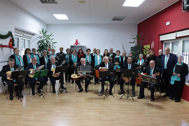 Recital de villancicos del coro y rondalla del Centro de Mayores de Manzanares