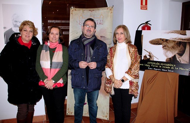 Expo López Torres-1 (Copiar)