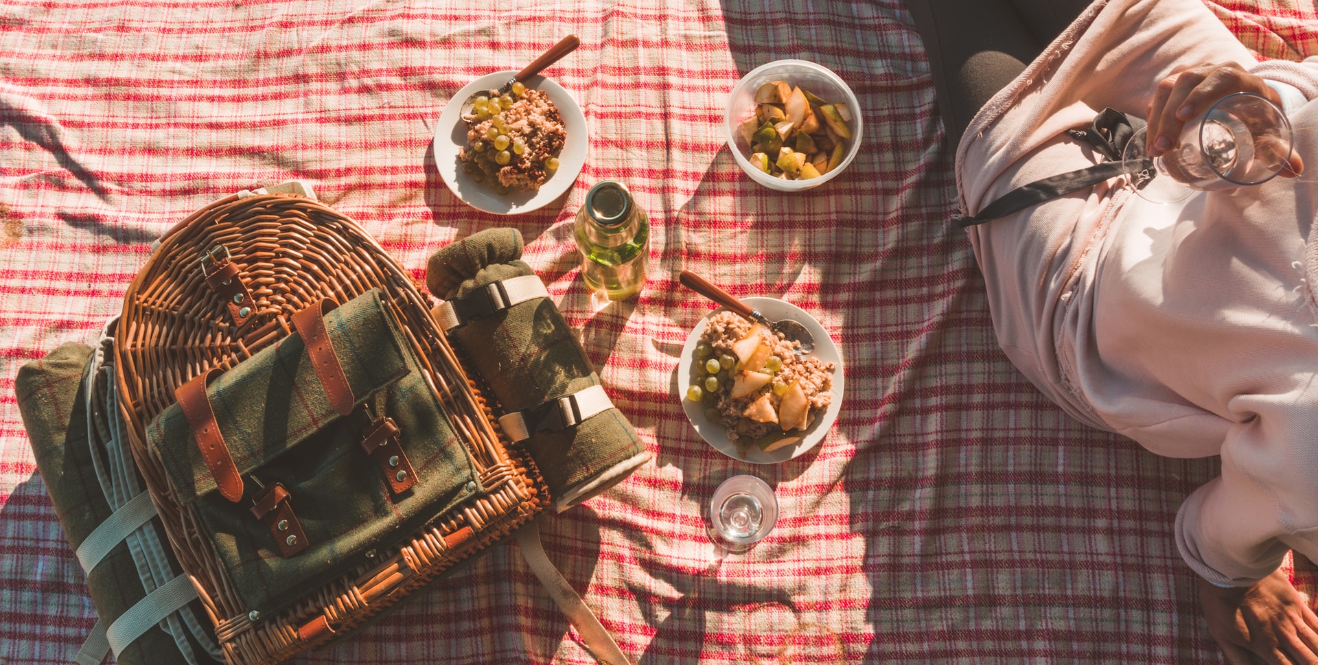 ¿Excursión en Valdepeñas? ¡Todo lo que necesitas para un picnic de verano!